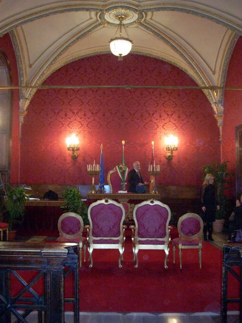 ローマ市の提供する結婚式会場、”赤の部屋”