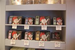 メネフネ（＝ハワイの妖精）を描いたチョコ