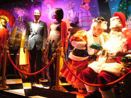 オバマ夫妻もいます