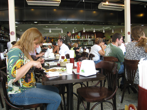 量り売りのレストランで