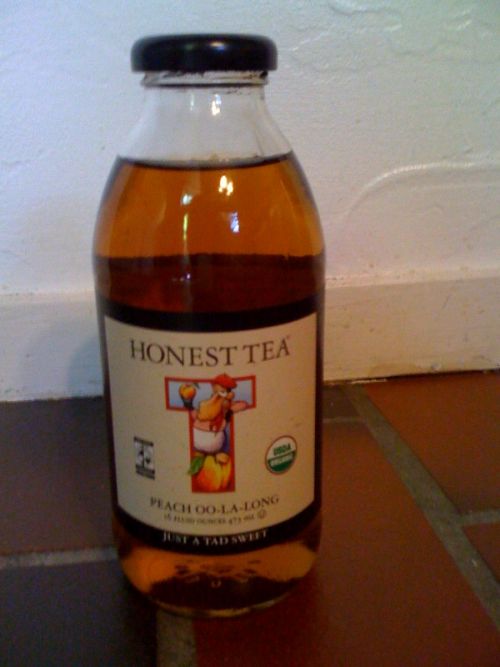 Peach Oo-la-long　（ピーチ　ウーロン）のボトル