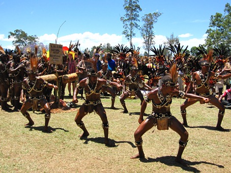 若くて勇ましい部族も