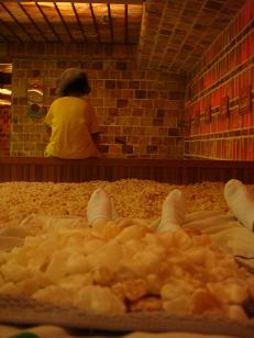 黄土・クリスタル部屋など温度も効能も様々です