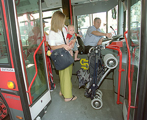 周りが助けてくれるので外出がしやすい環境がある