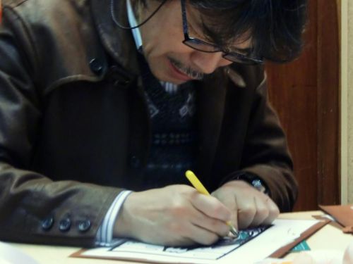 実際にデモンストレーション。素朴で優しさにあふれた人でした