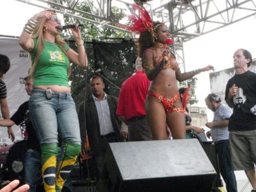 サンバショーがあったビシーガ地区のサンパウロ市創設記念のイベントの一つ