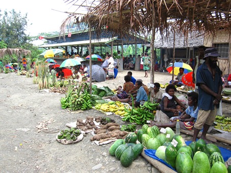 ハイウェイの途中にあるマーケット