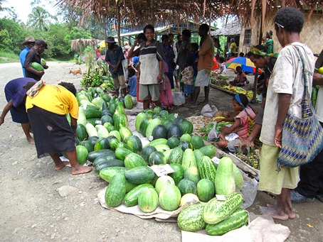 まるでスイカ市場のよう