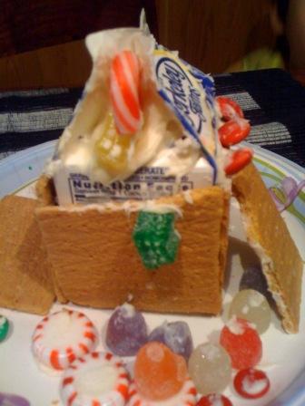 力作！お菓子の家