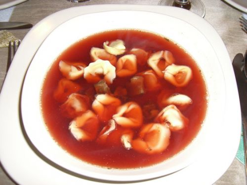 クリスマスのボルシチ。干しキノコの旨味がでていました