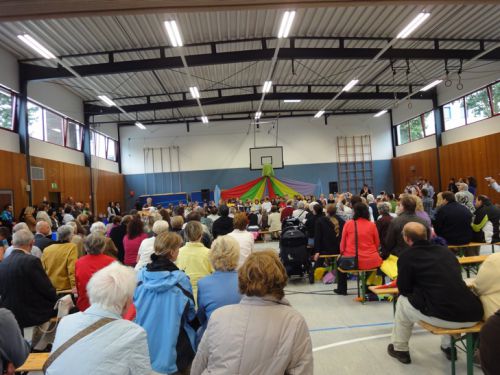 上級生の歓迎の演奏