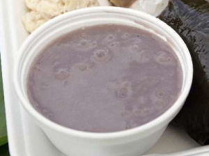 ハワイアンのご飯代わり、タロ芋で作るポイ