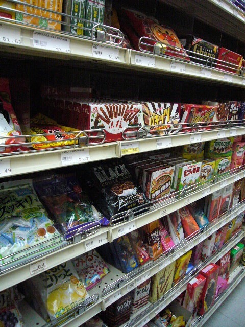 お菓子もずらり