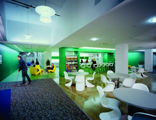 グーグルのカフェテリア（同社ホームページから）