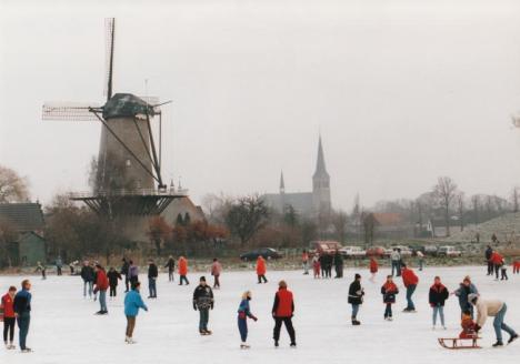 昔から変わらぬ、オランダの冬らしい光景