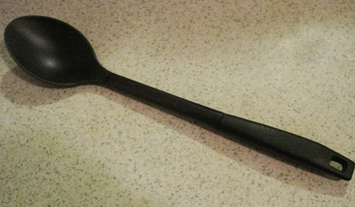 大きなスプーンのようなおたま