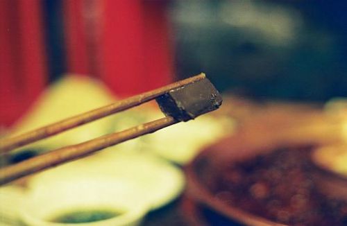 火が通ると黒っぽくなる