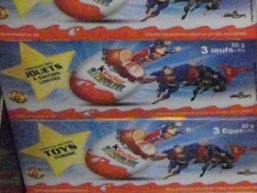 クリスマスバージョンのキンダーサプライズ