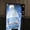 自動販売機が少ないアメリカで、のどが渇いたら？