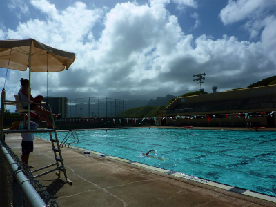 広々としたカイルアタウンの市民プール