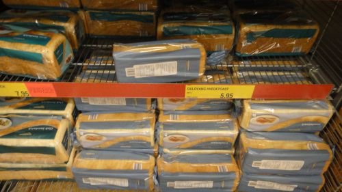 サンドウィッチパンは15?角ぐらいで小さめです。