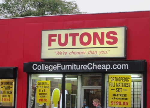 ボストンにあるFuton屋さん