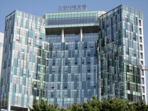 プサンのヘウンデビーチにあるグリンナレホテル