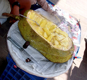 欲しい分すくい取ってくれますが、一口だけ味見はダメ！