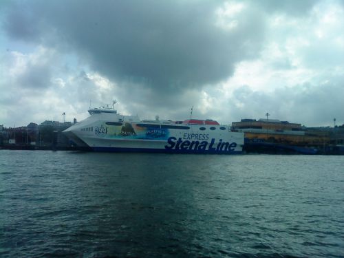 ヨーテボリとフレゼリクスハウンを結ぶステナラインの高速船