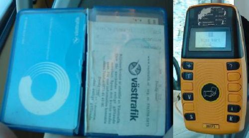 多くの市民が利用するカードとカードリーダー。カードリーダーには青と黄色がありますが、性能が異なり、黄色は一枚のカードで複数利用する場合などにも利用可能です