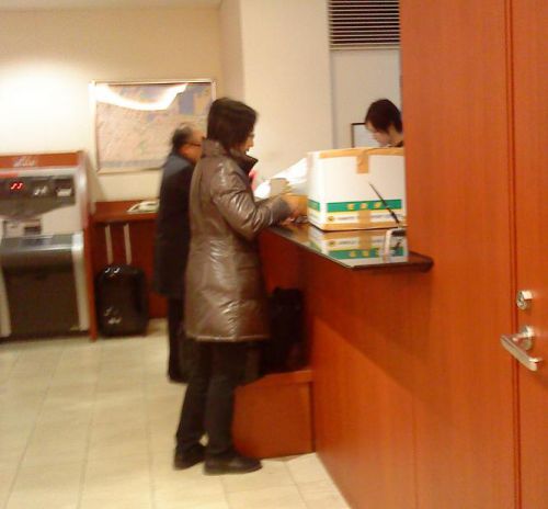 ホテルから宅急便を郵送、日本ならではのサービスのようです