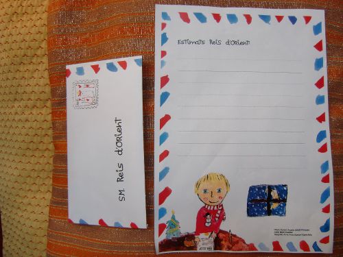 三賢者に出す便箋までお膳立てされていて、市内の観光事務所に行くと貰えます。