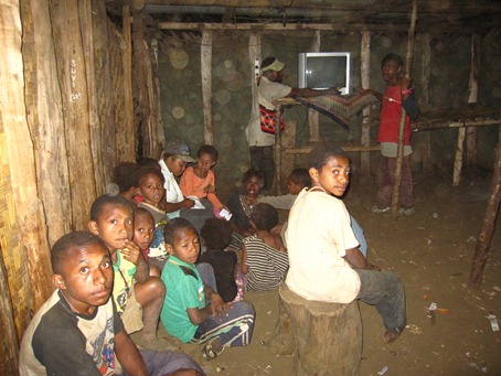 さあ、テレビの時間です