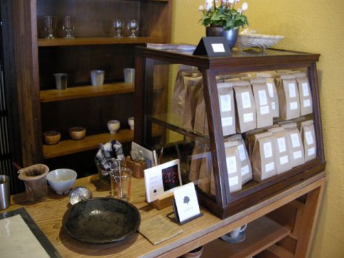 魅惑的なコーヒーカウンター