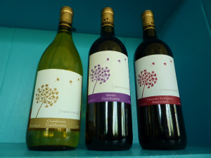 安いから思わず３本まとめ買いのワイン