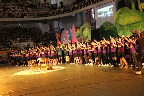 卒業歌合唱の様子