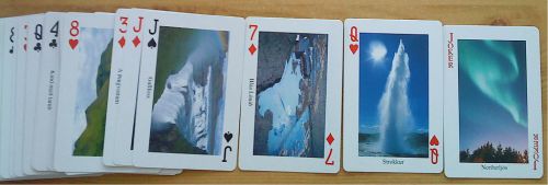 私が持っているアイスランド景勝地が集められたトランプ、ジョーカがオーロラ写真