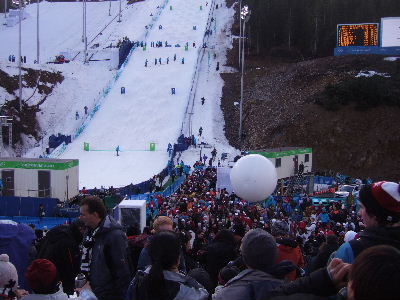 アレキサンダー・ビロドウが金メダルを獲得したモーグル会場