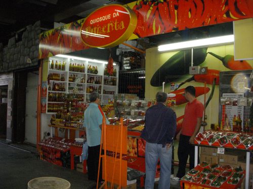 サンパウロの市立市場の唐辛子専門店「キオスケ・ダ・ピメンタ」