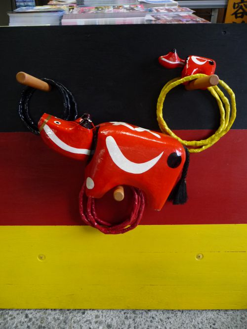 徳島県鳴門市になぜ赤ベコ？なぜドイツ？