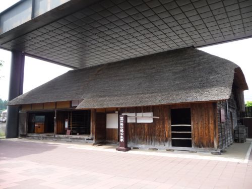 幼少時代を過ごした生家