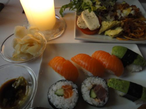 激安食べ放題の料理の数々 ガリもありました