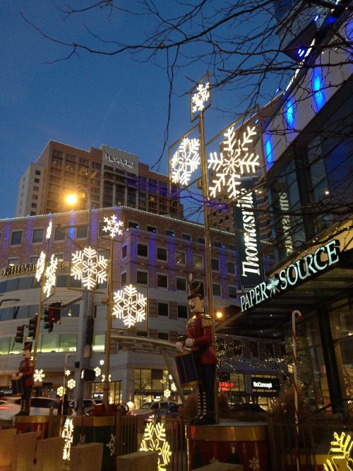 シアトルの東側にある街・ベルビューのイルミネーション