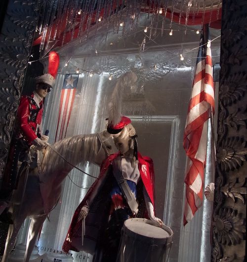 今年のテーマはつらら？どうやって作っているのか気になります