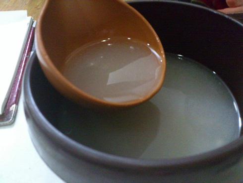 一瞬マッコリかと見間違えてしまいそうです