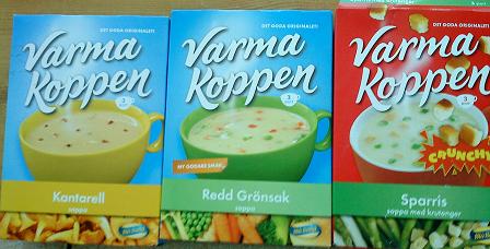 左からキノコ、ブレンド野菜、アスパラのスープ