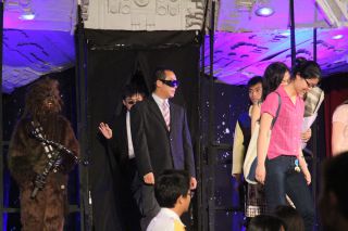 やっぱり気になるサングラス姿