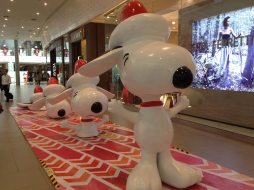 可愛いスヌーピーのクリスマスデコレーション