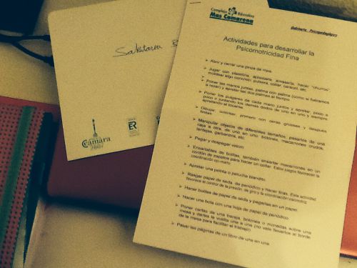 4歳の息子が学校からもらってきた「細かい運動能力を鍛える指南書」