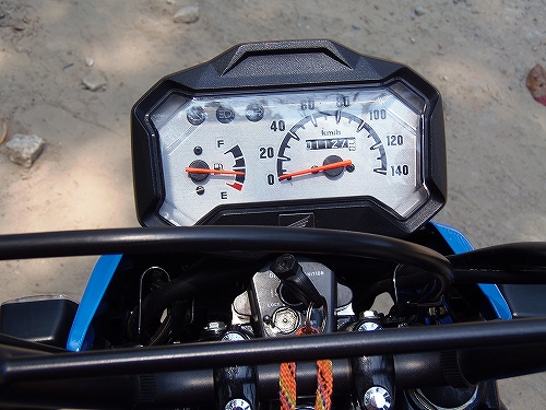 乗る前に車体をチェック！　写真も撮っておくと安心